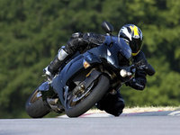 Click image for larger version

Name:	Kawasaki_Ninja_ZX-10R%2C_2006.jpg
Views:	59
Size:	136.8 KB
ID:	1056875