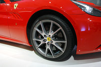 Click image for larger version

Name:	ferraricalla_09.jpg
Views:	155
Size:	234.4 KB
ID:	707064
