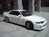 Click image for larger version

Name:	r33-4door-2.jpg
Views:	49
Size:	78.0 KB
ID:	302834