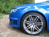 Click image for larger version

Name:	Audi_RS4_13.jpg
Views:	354
Size:	84.9 KB
ID:	715531