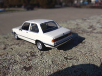 Click image for larger version

Name:	BMW e21 318 - MINICHAMPS 1-43 7.jpg
Views:	7
Size:	1.71 MB
ID:	3210505