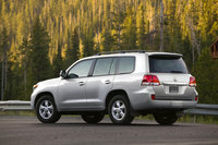 Click image for larger version

Name:	Toyota_Land_Cruiser_spate1.jpg
Views:	35
Size:	1.03 MB
ID:	936370