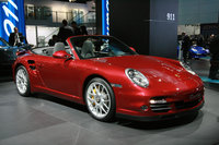 Click image for larger version

Name:	18-porsche-911-turbo-live.jpg
Views:	96
Size:	699.4 KB
ID:	1087662