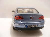 Click image for larger version

Name:	VW Passat B6 - MINICHAMPS 1-43 6.JPG
Views:	36
Size:	1.27 MB
ID:	2285798