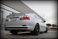 Click image for larger version

Name:	E46Fanatics-Travis-Todd-E46-BMW-Art-Car-rear.jpg
Views:	306
Size:	111.5 KB
ID:	1031841