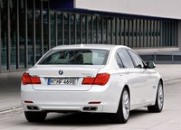 Click image for larger version

Name:	BMW_760i_en_760Li_10.jpg
Views:	3761
Size:	155.8 KB
ID:	866413