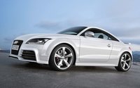 Click image for larger version

Name:	112_0906_06z+2010_audi_TT_RS+front_three_quarter.jpg
Views:	1092
Size:	45.4 KB
ID:	956779