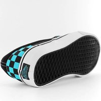 Click image for larger version

Name:	vans-classic_slip_on_checkerboard-black_blue-4.jpg
Views:	30
Size:	29.6 KB
ID:	1911926