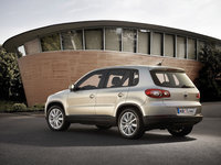 Click image for larger version

Name:	VW Tiguan.jpg
Views:	49
Size:	679.7 KB
ID:	1970303