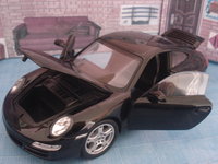 Click image for larger version

Name:	porsche 997 1.JPG
Views:	121
Size:	1.17 MB
ID:	685984