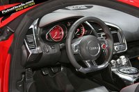 Click image for larger version

Name:	audi r8 TDI Le Mans concept (4).jpg
Views:	127
Size:	96.7 KB
ID:	479490