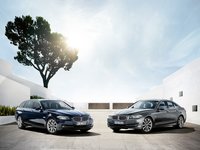 Click image for larger version

Name:	BMW_5-Series_F11_Touring_and_F10_Sedan_2011.jpg
Views:	47
Size:	413.6 KB
ID:	1856047