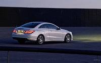 Click image for larger version

Name:	Mercedes_E-coupe_1443_1920x1200.jpg
Views:	42
Size:	243.4 KB
ID:	1173640