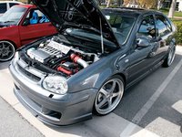 Click image for larger version

Name:	eurp_0706_12_z+parts4vw_anniversary_party+volkswagen_mk4_jetta_vr6.jpg
Views:	47
Size:	79.3 KB
ID:	1320779