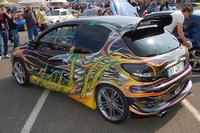 Click image for larger version

Name:	Peugeot-206--260300.jpg
Views:	35
Size:	407.3 KB
ID:	1689162
