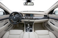 Click image for larger version

Name:	BMW-5-Series-GT-Interior-5-lg.jpg
Views:	84
Size:	144.2 KB
ID:	1136069