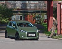 Click image for larger version

Name:	pics-max-18144-441203-fiat-punto-army.jpg
Views:	75
Size:	153.8 KB
ID:	1668851