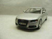 Click image for larger version

Name:	Audi A4 B8 - MINICHAMPS 1-43 3.JPG
Views:	15
Size:	1.24 MB
ID:	3022966