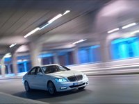 Click image for larger version

Name:	2009-mercedes-benz-s-class-pictures-cars-wallpapers.jpg
Views:	46
Size:	146.1 KB
ID:	1176121
