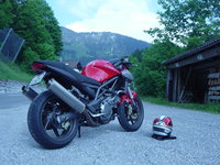 Click image for larger version

Name:	2007-06-06-bikepics-potd.jpg
Views:	219
Size:	1.29 MB
ID:	745349