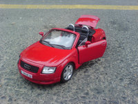 Click image for larger version

Name:	Audi TT 05.JPG
Views:	105
Size:	278.3 KB
ID:	630347