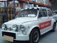 Click image for larger version

Name:	vendo-pantografo-seat-600-abarth_0.jpg
Views:	777
Size:	83.5 KB
ID:	749459
