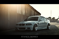 Click image for larger version

Name:	Navith-E46-M3-CCWs-front.jpg
Views:	41
Size:	394.9 KB
ID:	2350889