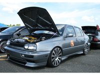 Click image for larger version

Name:	eurp_0708_051_z+waterfest_2007+volkswagen_jetta.jpg
Views:	50
Size:	56.9 KB
ID:	1455094