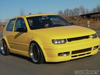 Click image for larger version

Name:	eurp-1108-07+2003-vw-gti-20ae+driving.jpg
Views:	114
Size:	52.4 KB
ID:	2405931