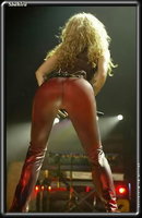 Click image for larger version

Name:	shakira_009.jpg
Views:	898
Size:	41.7 KB
ID:	1799837