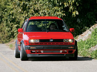 Click image for larger version

Name:	0706et_06_z+1990_vw_jetta_gli+headlights.jpg
Views:	42
Size:	90.0 KB
ID:	2266948