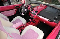 Click image for larger version

Name:	pink-barbie-new-beetle-convertible_1.jpg
Views:	2153
Size:	275.1 KB
ID:	826956