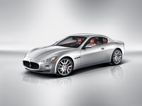 Click image for larger version

Name:	Maserati-GranTurismo_2008_1600x1200_wallpaper_19.jpg
Views:	28
Size:	173.8 KB
ID:	1855300