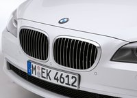 Click image for larger version

Name:	BMW_760i_en_760Li_20.jpg
Views:	3200
Size:	106.7 KB
ID:	866423