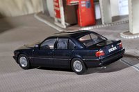 Click image for larger version

Name:	bmw 7er E38 MkI - herpa (7).JPG
Views:	7
Size:	599.8 KB
ID:	3174277