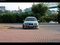 Click image for larger version

Name:	BMW-325i_1992_800x600_wallpaper_05.jpg
Views:	832
Size:	72.6 KB
ID:	731609