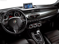 Click image for larger version

Name:	Alfa_Romeo-Giulietta_2011_800x600_wallpaper_6a.jpg
Views:	194
Size:	94.0 KB
ID:	2643066