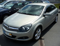 Click image for larger version

Name:	781px-Opel_Astra_H_GTC_Pannacotta.JPG
Views:	32
Size:	96.3 KB
ID:	2279970