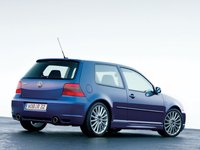 Click image for larger version

Name:	volkswagen_golf_r32_2__1024x768_131.jpg
Views:	51
Size:	126.4 KB
ID:	1967746