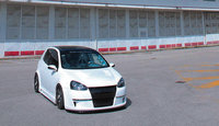 Click image for larger version

Name:	maxi_tuning_volkswagen_golf_V_italia_3frontal.jpg
Views:	65
Size:	134.3 KB
ID:	1034956