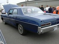 Click image for larger version

Name:	1966_pontiac_stratochief_02.jpg
Views:	191
Size:	93.8 KB
ID:	13177