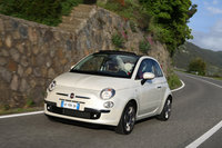Click image for larger version

Name:	Fiat-500-Convertible-28.jpg
Views:	44
Size:	435.9 KB
ID:	978451