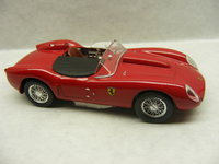 Click image for larger version

Name:	Ferrari 250 Testarossa - IXO-ALTAYA 1-43 1.JPG
Views:	12
Size:	1.29 MB
ID:	3005144