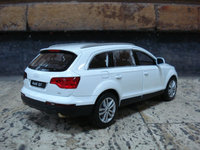 Click image for larger version

Name:	Audi Q7 03.jpg
Views:	82
Size:	224.0 KB
ID:	895755
