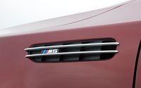 Click image for larger version

Name:	112_0907_32z+2009_BMW_M5+side_vent.jpg
Views:	80
Size:	24.1 KB
ID:	918056