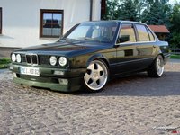 Click image for larger version

Name:	1231408196_tuning-bmw-3-e30-green.jpg
Views:	76
Size:	195.4 KB
ID:	1044863