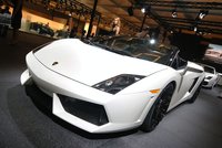 Click image for larger version

Name:	lamborghini-gallardo-at-2008-los-angeles-motor-show.jpg
Views:	93
Size:	327.5 KB
ID:	709562