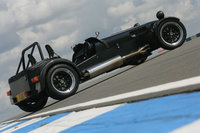 Click image for larger version

Name:	caterhamx33007_03.jpg
Views:	270
Size:	93.4 KB
ID:	282879