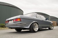 Click image for larger version

Name:	009-mercedes-benz-w123-tuner-tuning-230-280-se-achtzylindero.jpg
Views:	49
Size:	138.7 KB
ID:	2089766