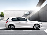 Click image for larger version

Name:	BMW_1series_3door_09.jpg
Views:	620
Size:	198.3 KB
ID:	790731